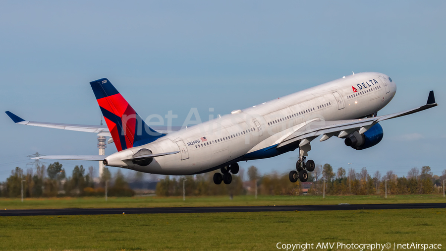 Delta Air Lines Airbus A330-323X (N820NW) | Photo 97625