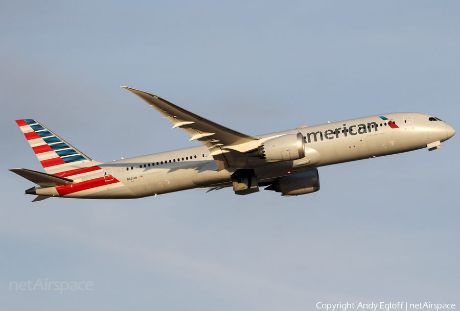 American Airlines Boeing 787-9 Dreamliner (N821AN) | Photo 374660