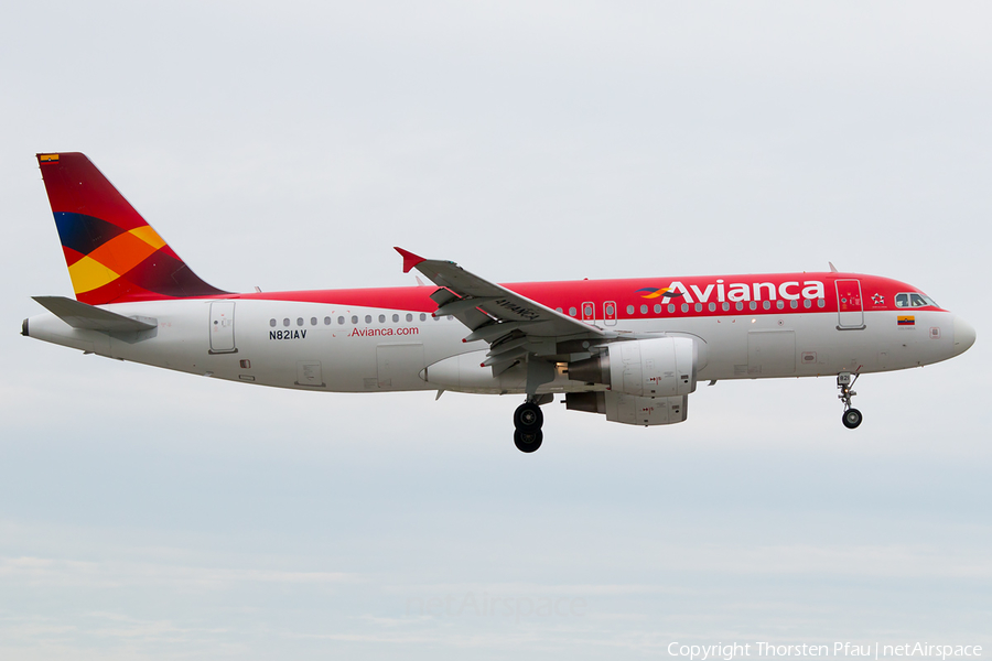 Avianca Airbus A320-214 (N821AV) | Photo 101501