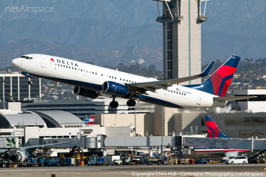 Delta Air Lines Boeing 737-932(ER) (N821DN) | Photo 95590