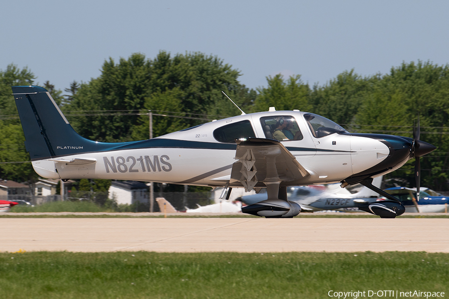 (Private) Cirrus SR22 G5 GTS Platinum (N821MS) | Photo 659859