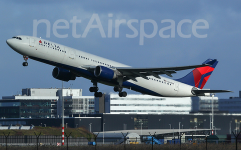 Delta Air Lines Airbus A330-323X (N821NW) at  Amsterdam - Schiphol, Netherlands