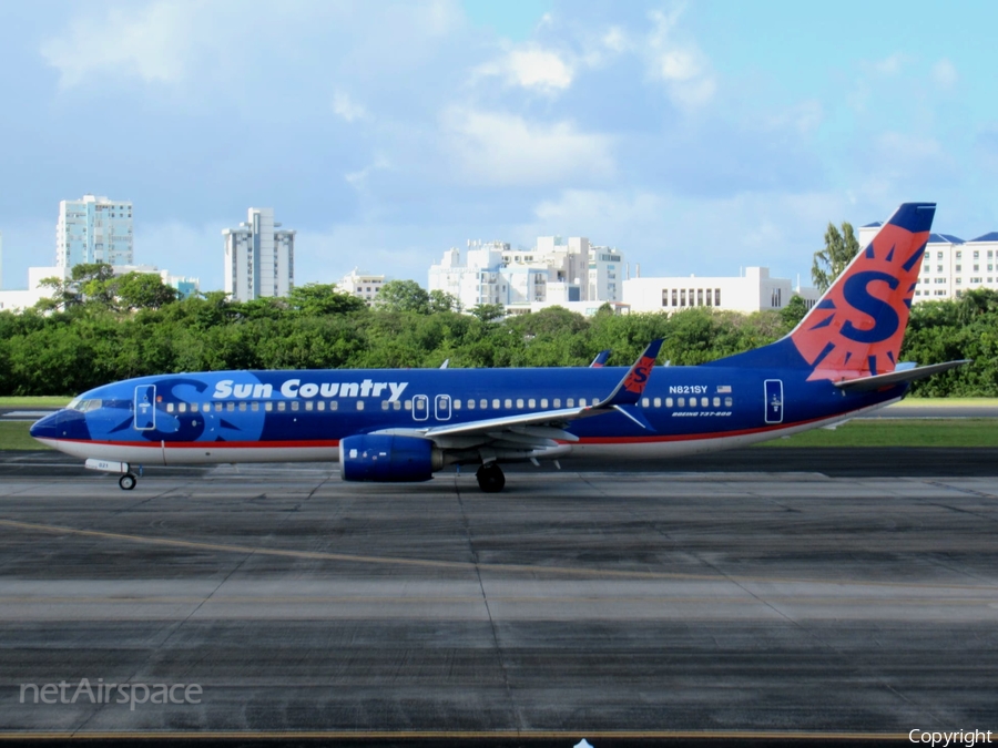 Sun Country Airlines Boeing 737-8FH (N821SY) | Photo 664377
