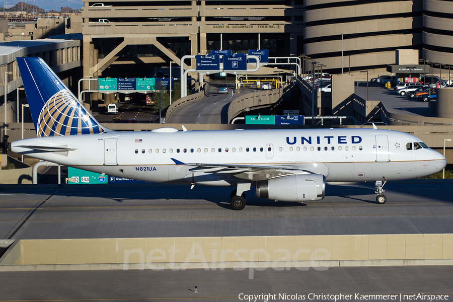 United Airlines Airbus A319-131 (N821UA) | Photo 124024