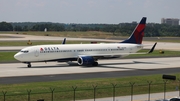 Delta Air Lines Boeing 737-932(ER) (N822DN) at  Atlanta - Hartsfield-Jackson International, United States