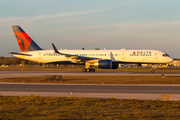 Delta Air Lines Boeing 757-26D (N822DX) at  Sarasota - Bradenton, United States