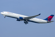 Delta Air Lines Airbus A330-302 (N822NW) at  Amsterdam - Schiphol, Netherlands