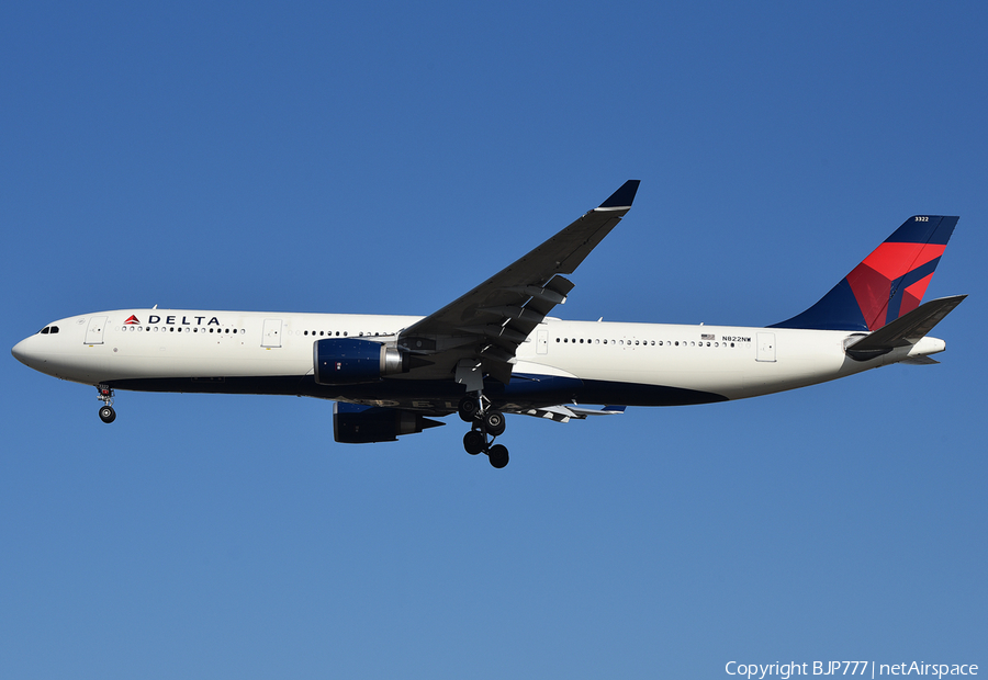 Delta Air Lines Airbus A330-302 (N822NW) | Photo 218027