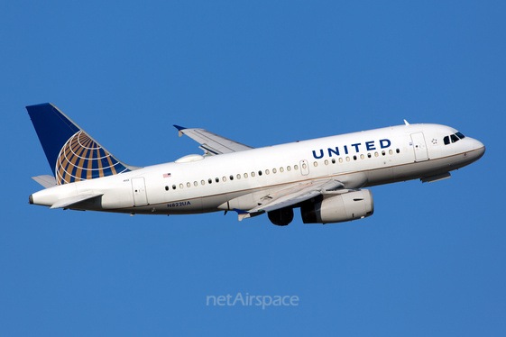 United Airlines Airbus A319-132 (N822UA) at  Houston - George Bush Intercontinental, United States