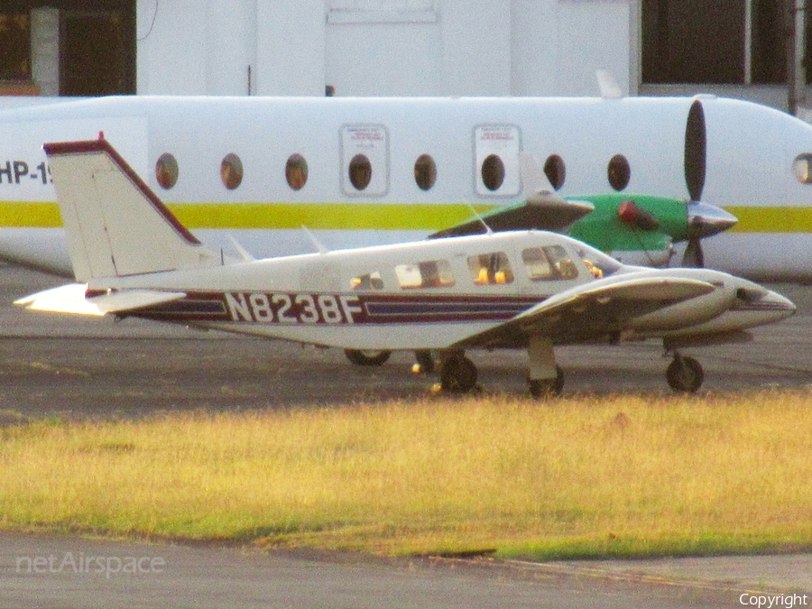 (Private) Piper PA-34-200T Seneca II (N8238F) | Photo 502696