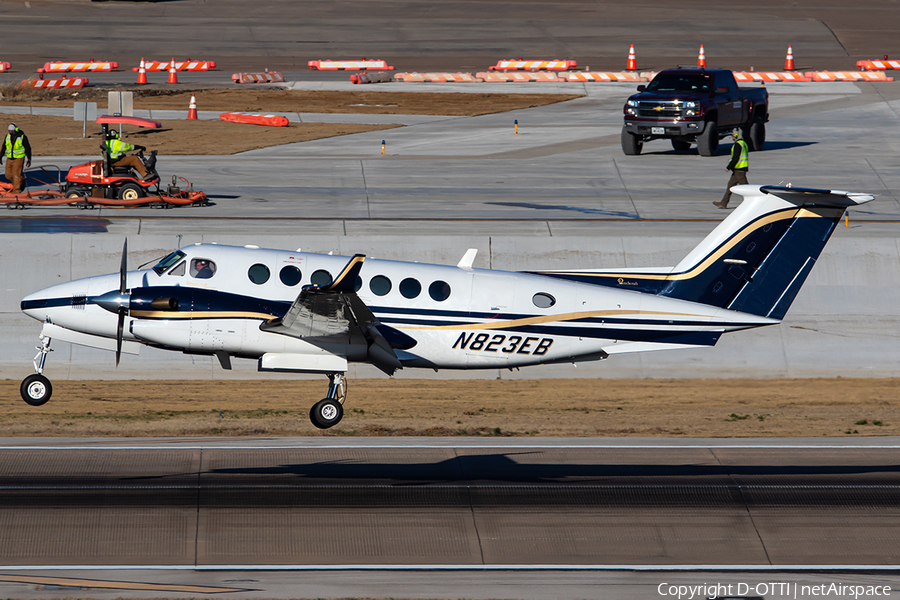(Private) Beech King Air 350 (N823EB) | Photo 680153