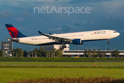 Delta Air Lines Airbus A330-302 (N823NW) at  Amsterdam - Schiphol, Netherlands