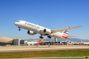 American Airlines Boeing 787-9 Dreamliner (N824AN) at  Los Angeles - International, United States