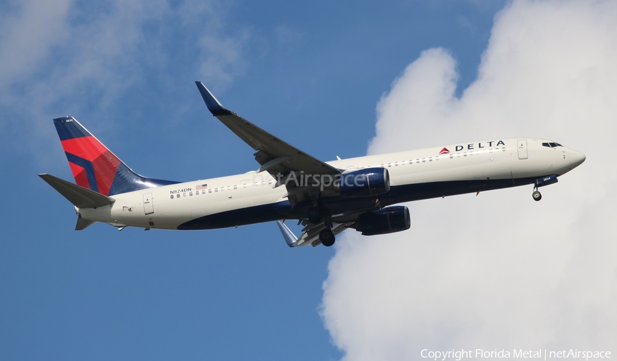 Delta Air Lines Boeing 737-932(ER) (N824DN) | Photo 315592