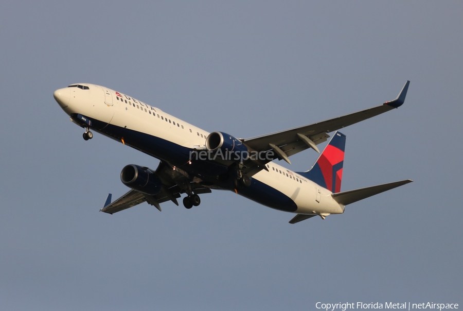 Delta Air Lines Boeing 737-932(ER) (N824DN) | Photo 315590