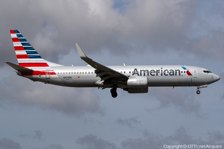 American Airlines Boeing 737-823 (N824NN) | Photo 613226