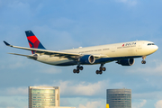 Delta Air Lines Airbus A330-302 (N824NW) at  Amsterdam - Schiphol, Netherlands