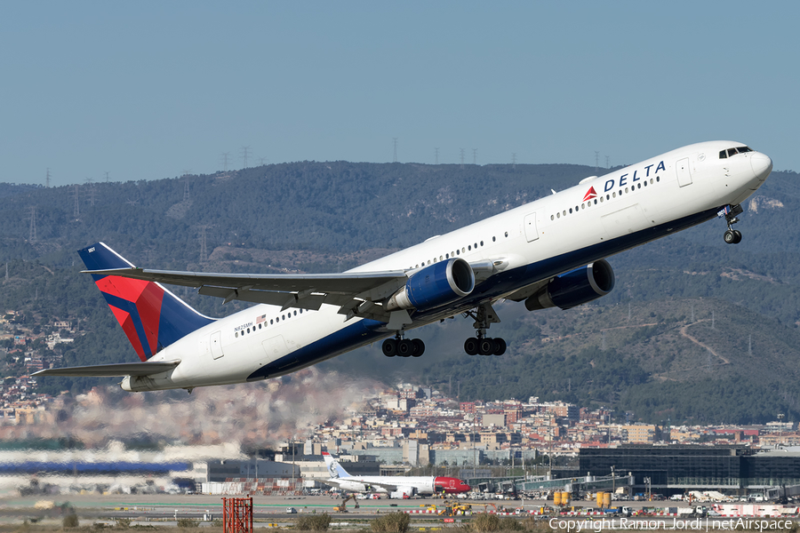 Delta Air Lines Boeing 767-432(ER) (N825MH) | Photo 224036