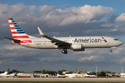 American Airlines Boeing 737-823 (N825NN) at  Miami - International, United States