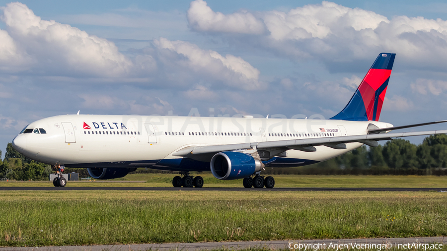 Delta Air Lines Airbus A330-302 (N825NW) | Photo 356364