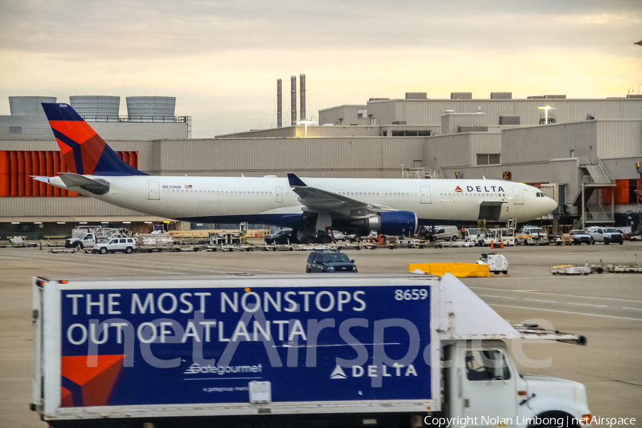 Delta Air Lines Airbus A330-302 (N825NW) | Photo 427967