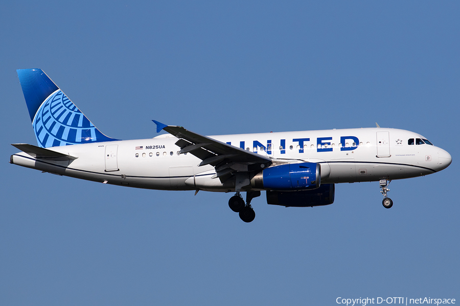 United Airlines Airbus A319-131 (N825UA) | Photo 600058