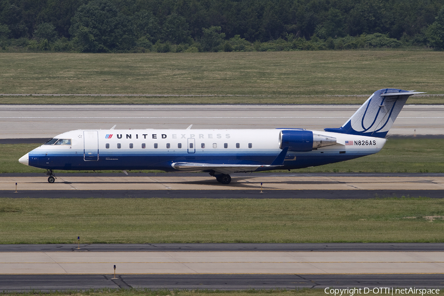 United Express (ExpressJet Airlines) Bombardier CRJ-200ER (N826AS) | Photo 385801