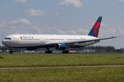 Delta Air Lines Boeing 767-432(ER) (N826MH) at  Amsterdam - Schiphol, Netherlands
