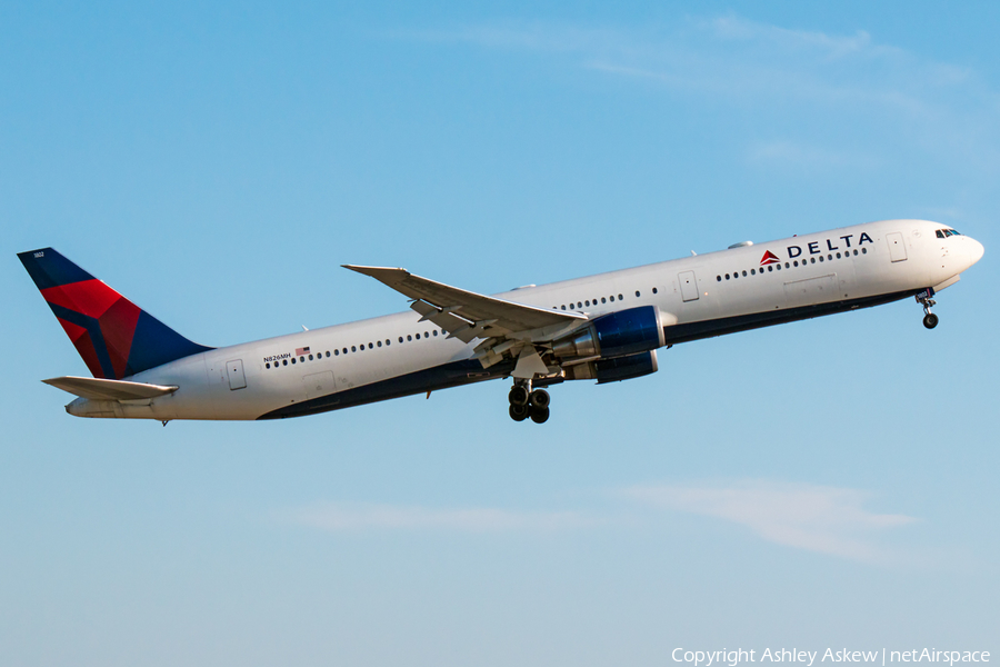 Delta Air Lines Boeing 767-432(ER) (N826MH) | Photo 108290