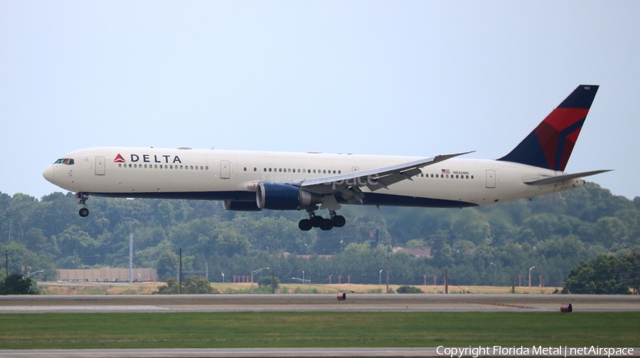 Delta Air Lines Boeing 767-432(ER) (N826MH) | Photo 315696
