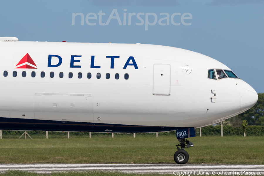Delta Air Lines Boeing 767-432(ER) (N826MH) | Photo 165322