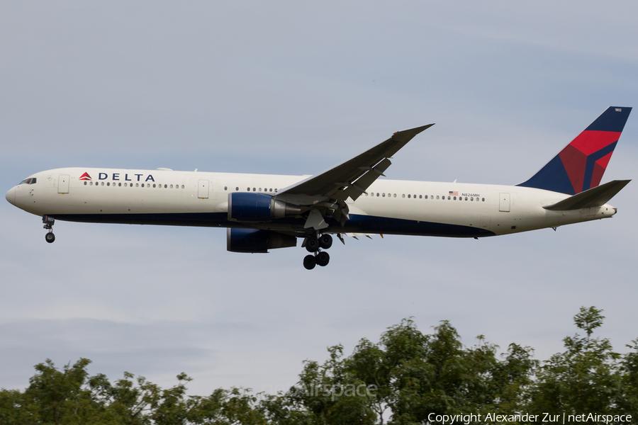 Delta Air Lines Boeing 767-432(ER) (N826MH) | Photo 136317