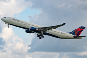 Delta Air Lines Airbus A330-302 (N826NW) at  Amsterdam - Schiphol, Netherlands