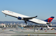 Delta Air Lines Airbus A330-302 (N826NW) at  Los Angeles - International, United States