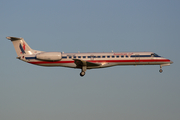 American Eagle (Envoy) Embraer ERJ-140LR (N827AE) at  Dallas/Ft. Worth - International, United States