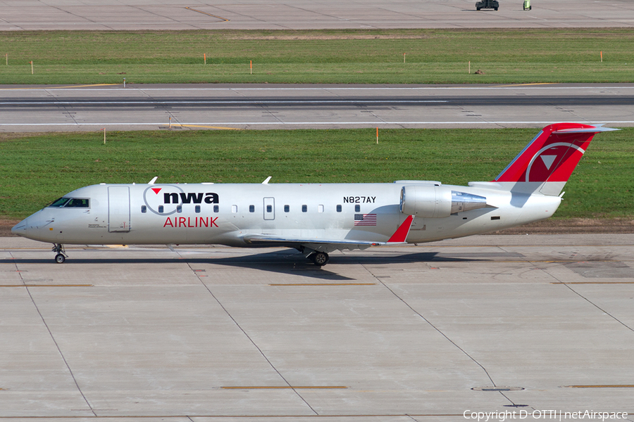 Northwest Airlink (Pinnacle Airlines) Bombardier CRJ-200LR (N827AY) | Photo 191177