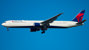 Delta Air Lines Boeing 767-432(ER) (N827MH) at  New York - John F. Kennedy International, United States