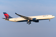 Delta Air Lines Airbus A330-302 (N827NW) at  Amsterdam - Schiphol, Netherlands