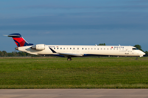 Delta Connection (SkyWest Airlines) Bombardier CRJ-900LR (N827SK) at  Outagamie County - Regional, United States