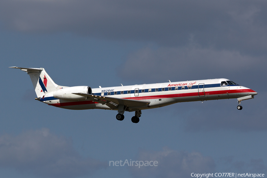 American Eagle Embraer ERJ-140LR (N828AE) | Photo 7686