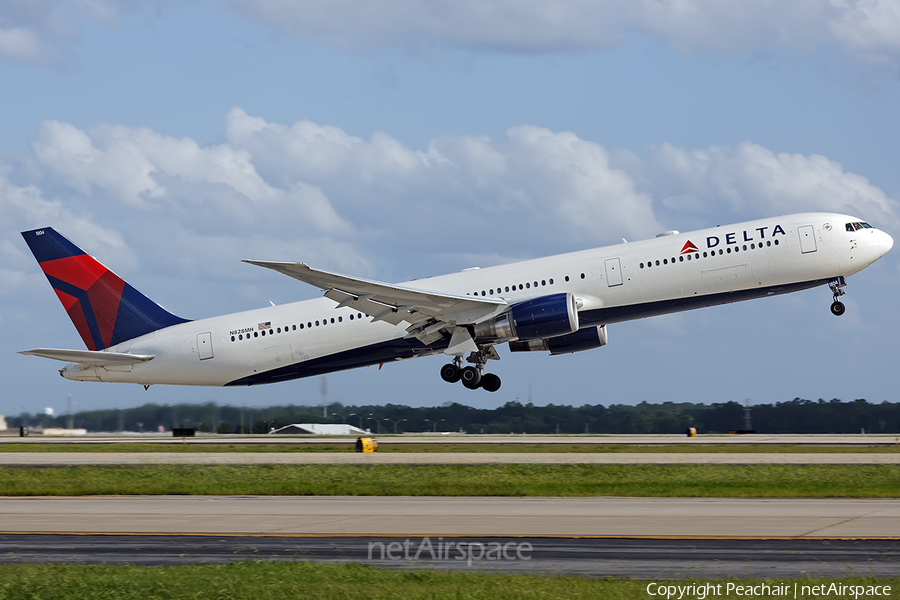Delta Air Lines Boeing 767-432(ER) (N828MH) | Photo 170334