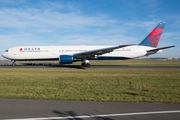 Delta Air Lines Boeing 767-432(ER) (N828MH) at  Paris - Charles de Gaulle (Roissy), France