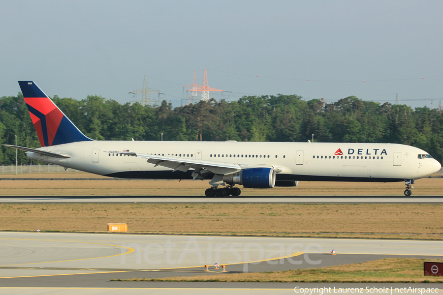 Delta Air Lines Boeing 767-432(ER) (N828MH) | Photo 62724