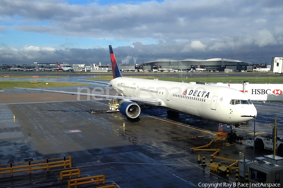 Delta Air Lines Boeing 767-432(ER) (N828MH) | Photo 102255