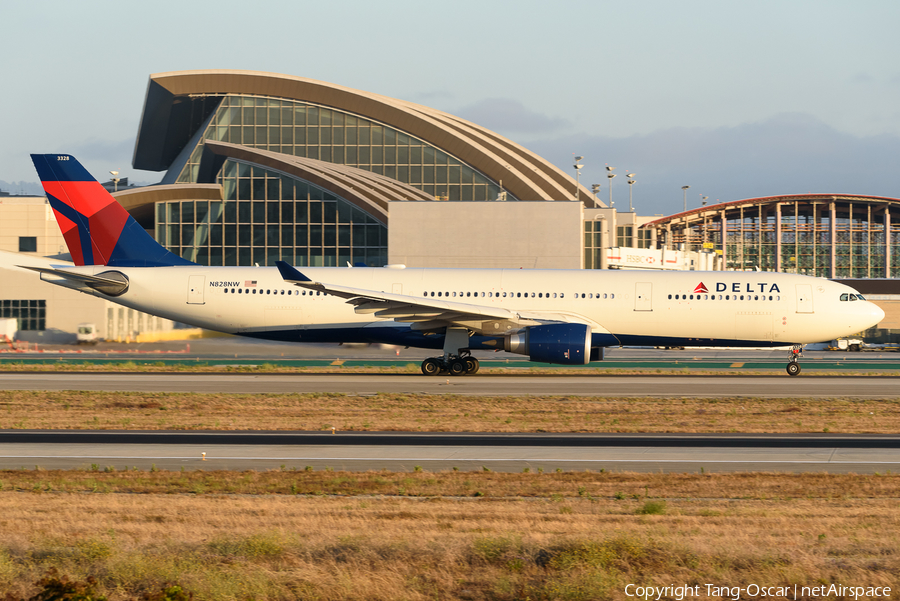 Delta Air Lines Airbus A330-302 (N828NW) | Photo 490189