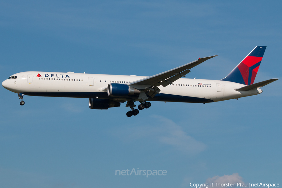 Delta Air Lines Boeing 767-432(ER) (N829MH) | Photo 82087
