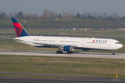 Delta Air Lines Boeing 767-432(ER) (N829MH) at  Dusseldorf - International, Germany