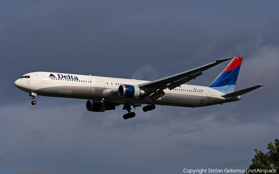 Delta Air Lines Boeing 767-432(ER) (N829MH) | Photo 1697
