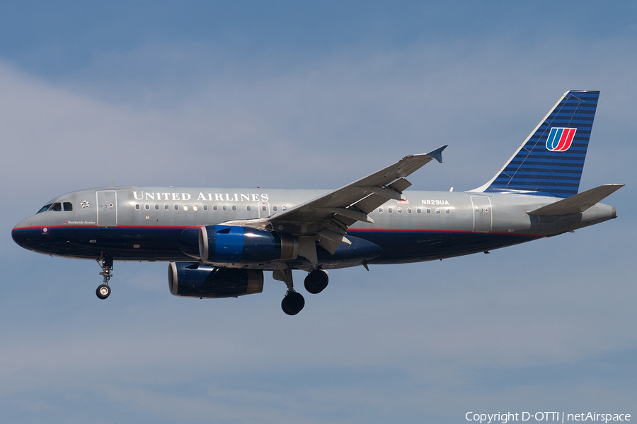 United Airlines Airbus A319-131 (N829UA) | Photo 185095
