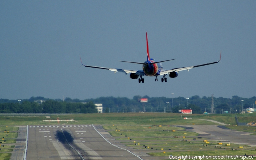 Southwest Airlines Boeing 737-8H4 (N8303R) | Photo 328253